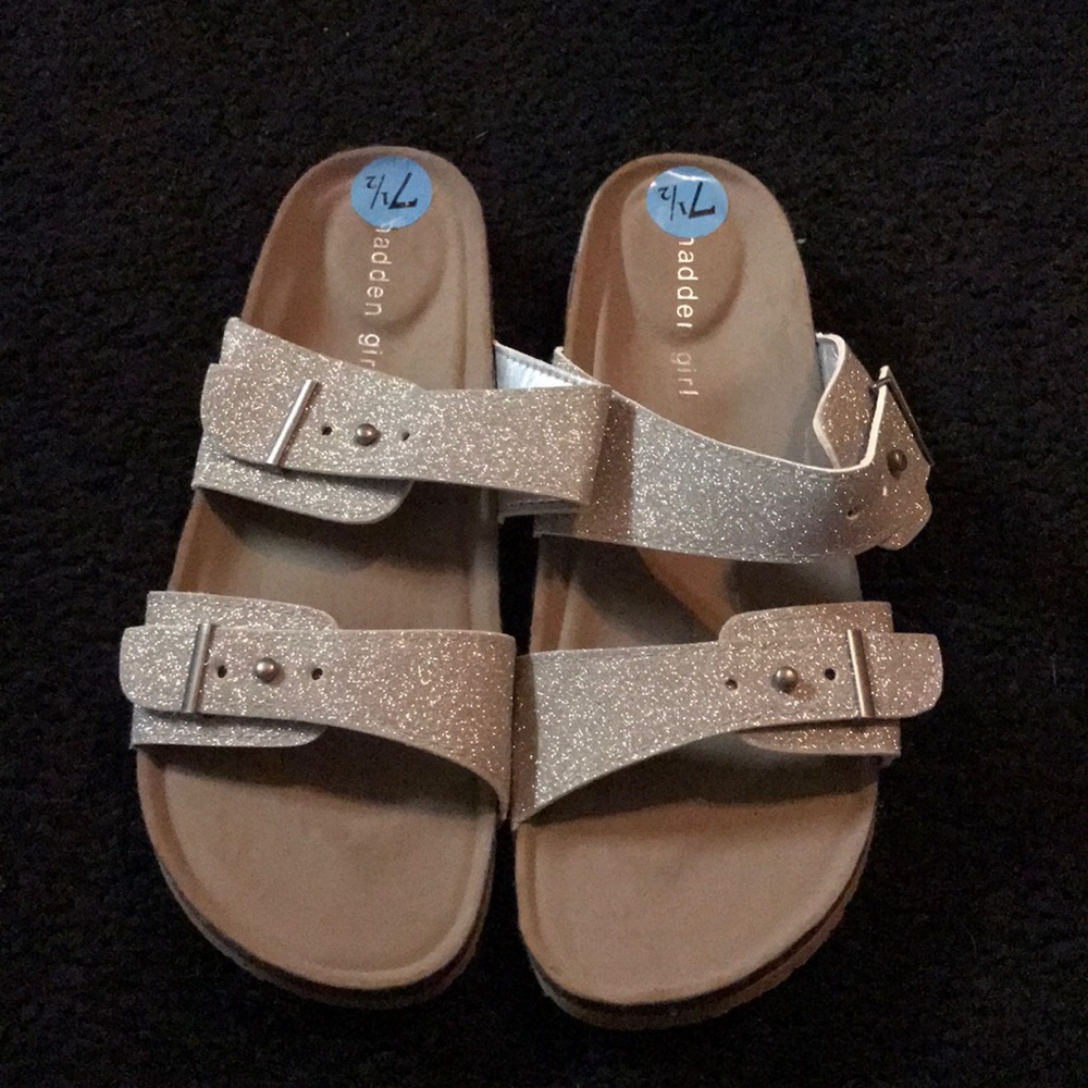 Women’s shoes